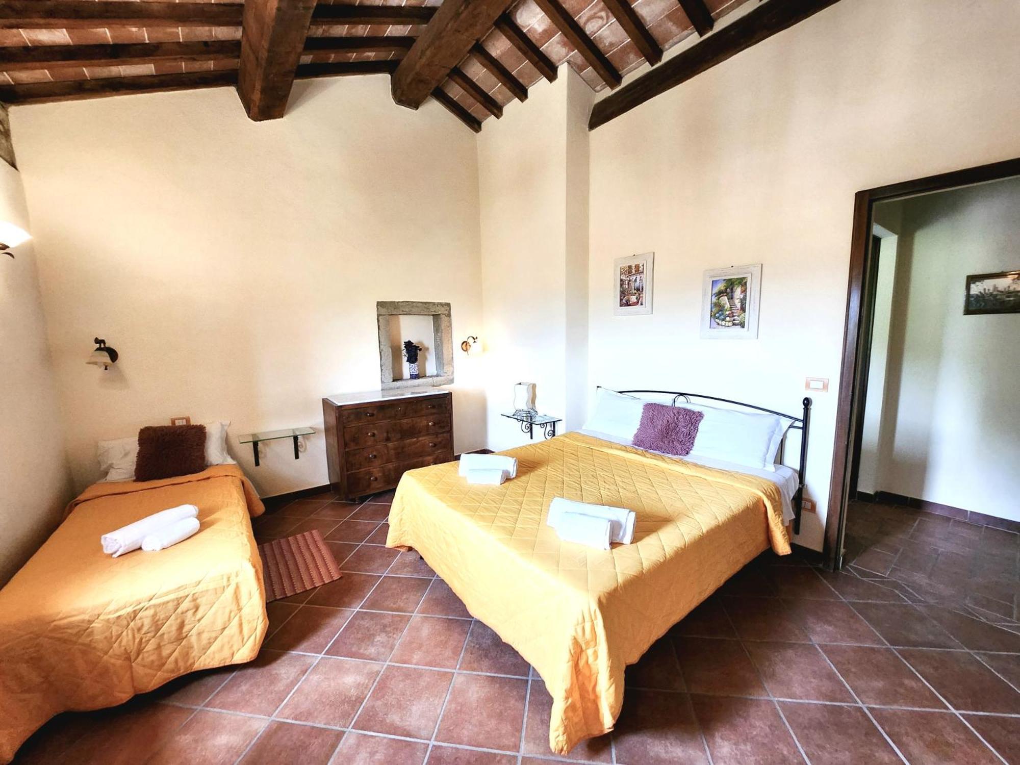 Agriturismo Lucestraia Montecatini Val di Cecina Cameră foto